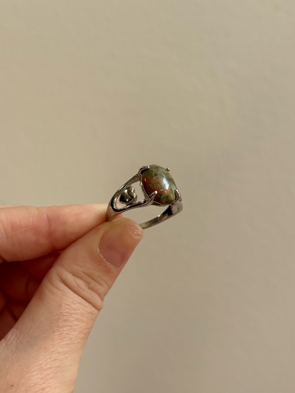 Silver Tone Ornate Heart Shaped Prong Statement Ring with Oval Stone